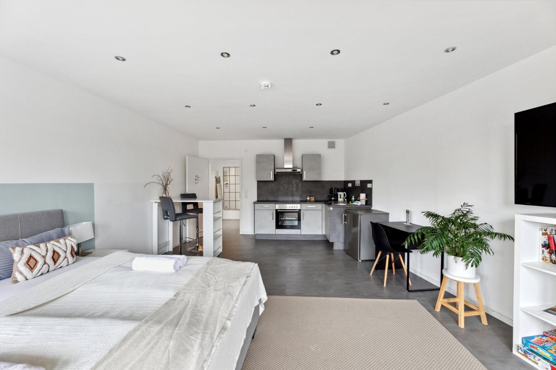 Sali Homes - Charming Studio Apartment In Heart Of Bayreuth With Balcony Exteriér fotografie